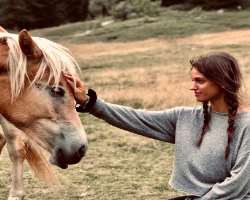 Martini is an animal lover and knows it very well how to show her love to them.